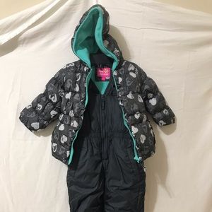 PINK PLATINUM Girl
POLKA GRID 2-PIECE SNOWSUIT